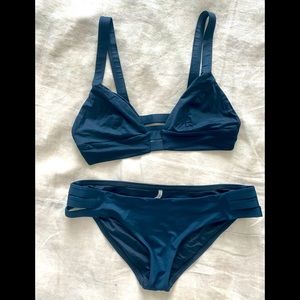 Vitamin A    Neutra Top & California Tab Bottom